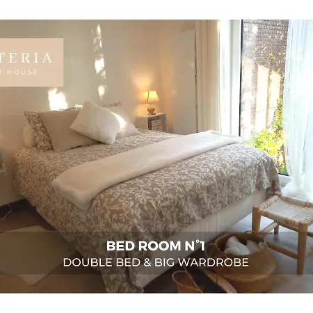 Holiday home Wisteria Villers-l'Eveque